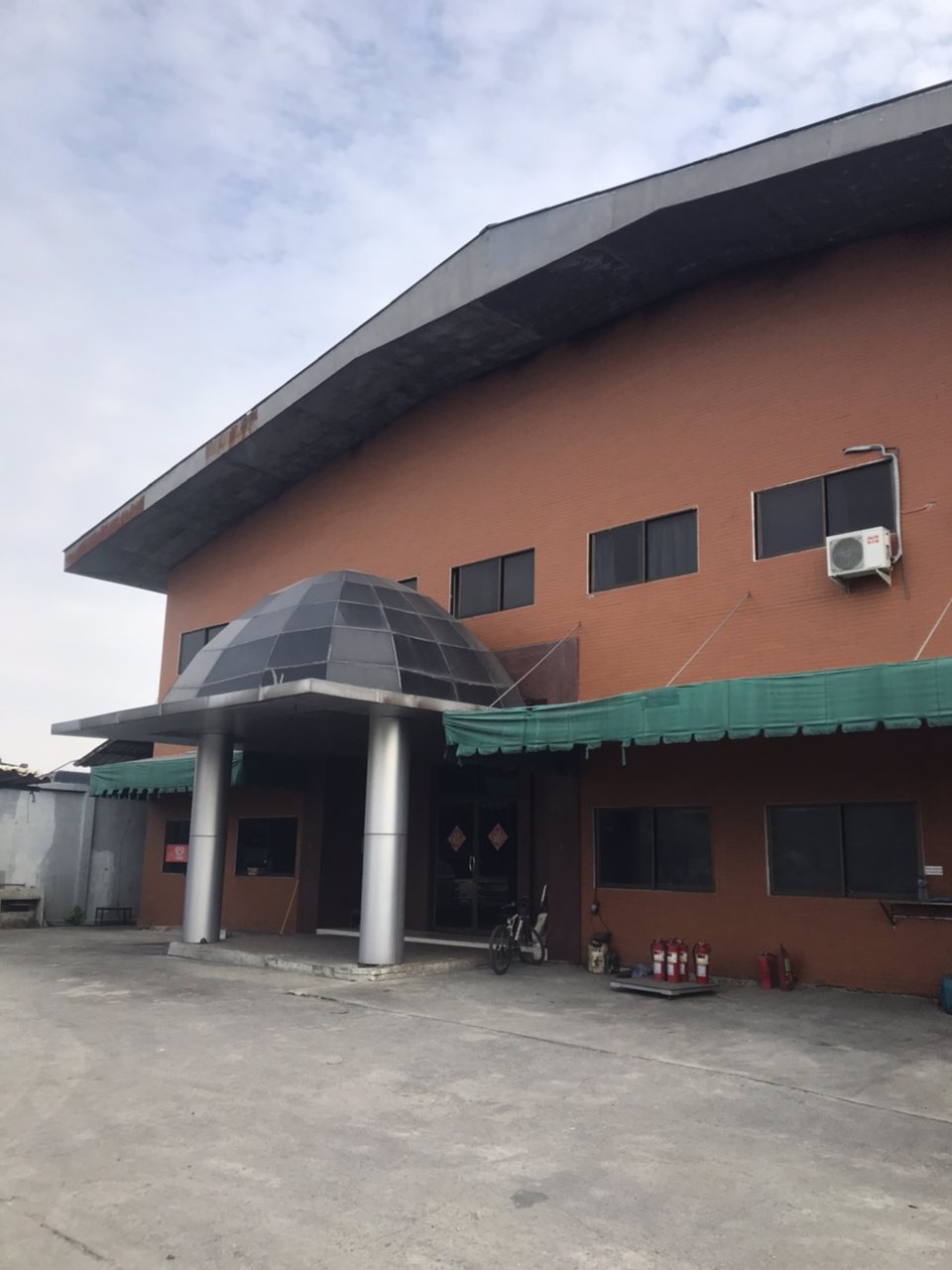 ขายอาคารโรงงาน-โกดังอยู่ถนนสุขุมวิทอำเภอเมืองจังหวัดสมุทรปราการเนื้อที่-6-ไร่