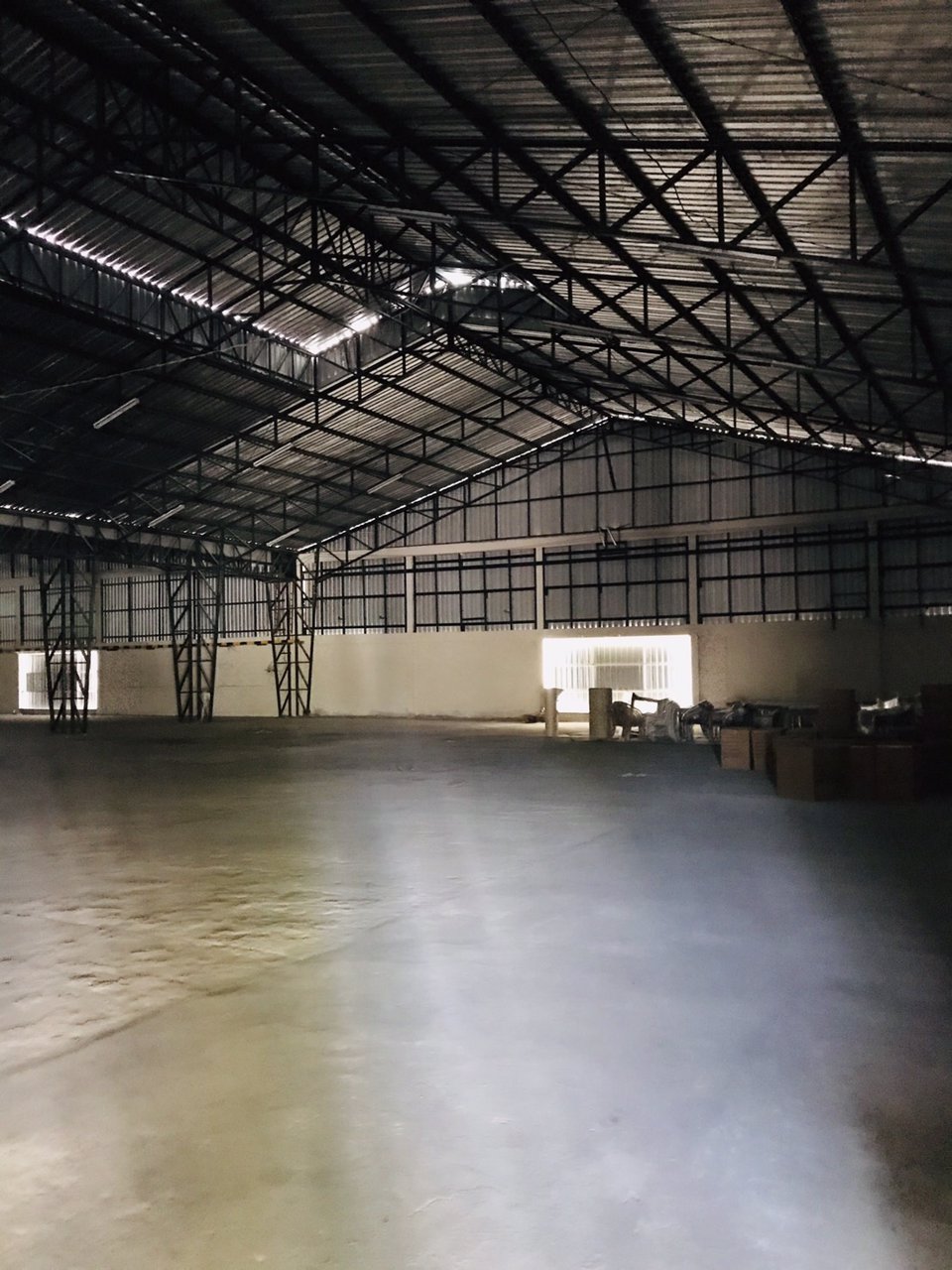 โรงงานให้เช่าโกดังให้เช่าอยู่ในนิคมบางชันถนนเสรีไทย-ถนนรามอินทราเขตมีนบุรีกรุงเทพมหานครมีออฟฟิศ