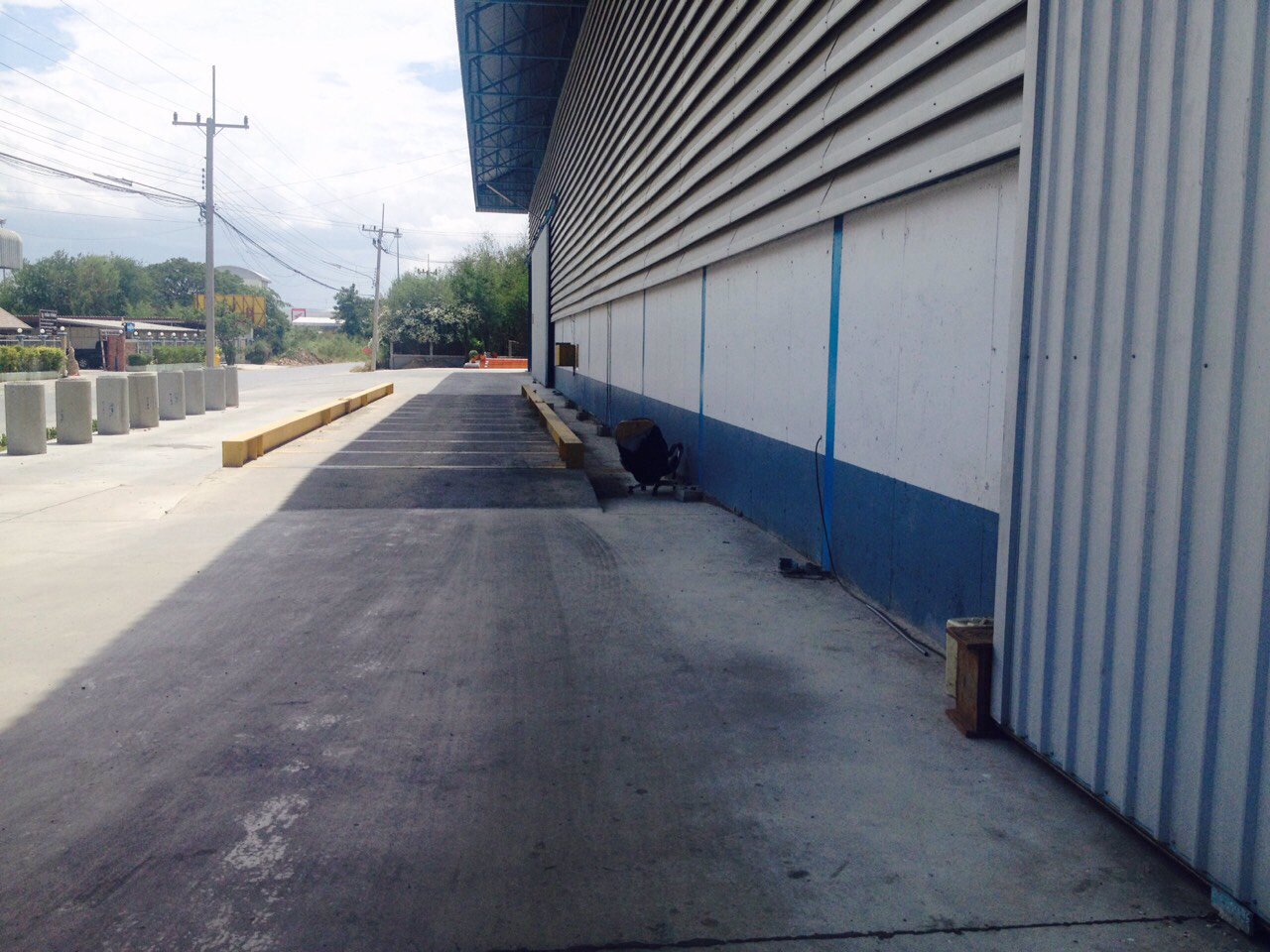 ขาย-ให้เช่าโกดังให้เช่าโกดังตั้งอยู่ที่อำเภอเมือง-จังหวัดสุพรรณบุรี-มีเนื้อที่ขนาด5ไร่3งาน85ตรว