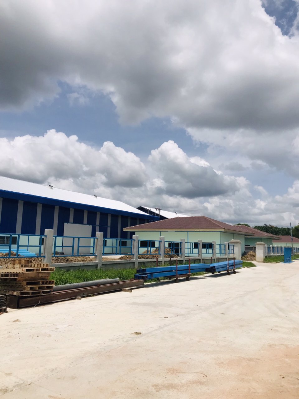 โรงงานให้เช่าโกดังให้เช่าอยู่ตำบลหนองไผ่อำเภอบ้านบึงจังหวัดชลบุรี