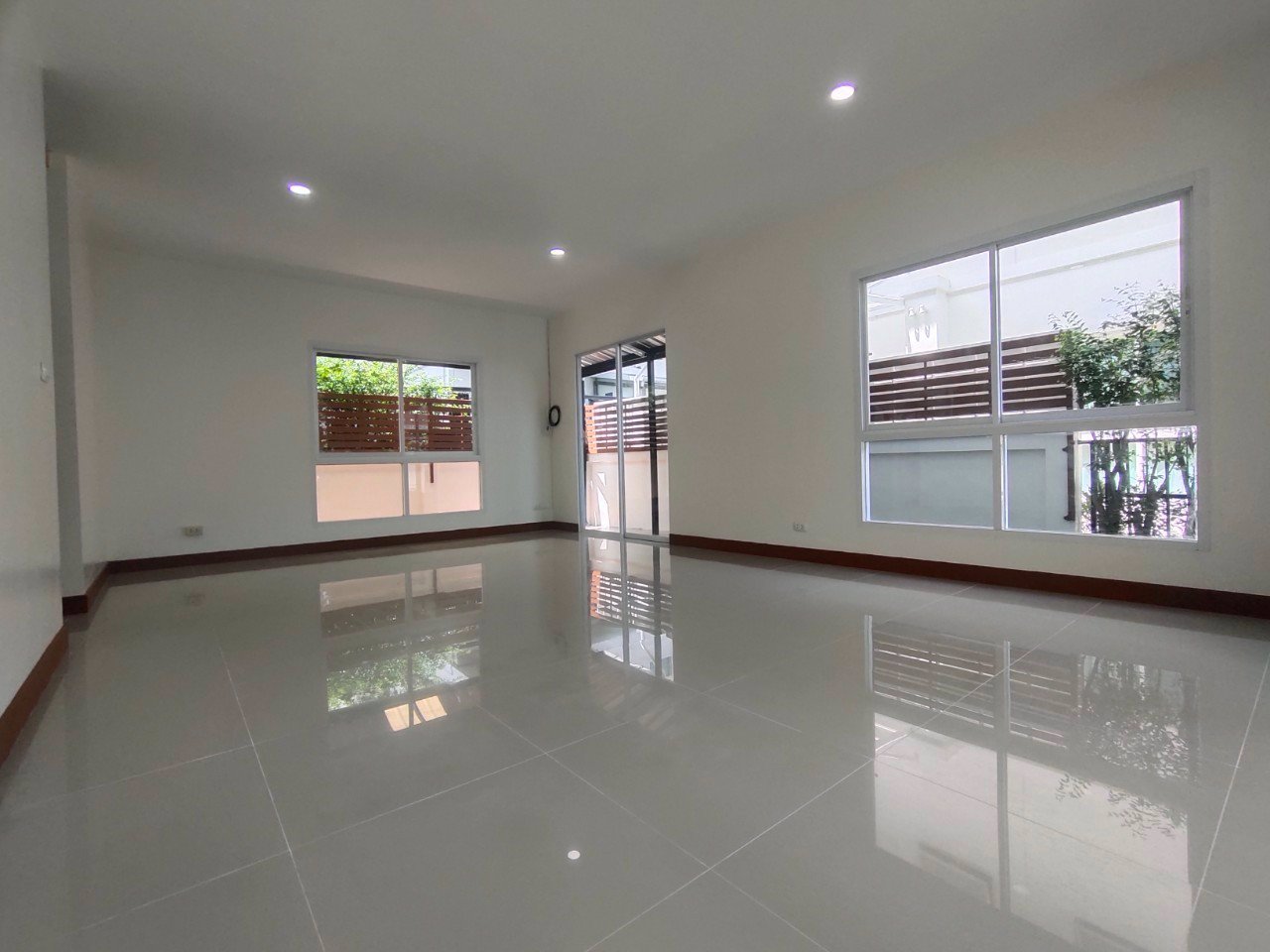 ขายถูก-บ้านแฝด-มเพอร์เฟคพาร์ค-พระราม5-บางใหญ่-3670-ตรว-เฟส-5-รีโนเวทใหม่