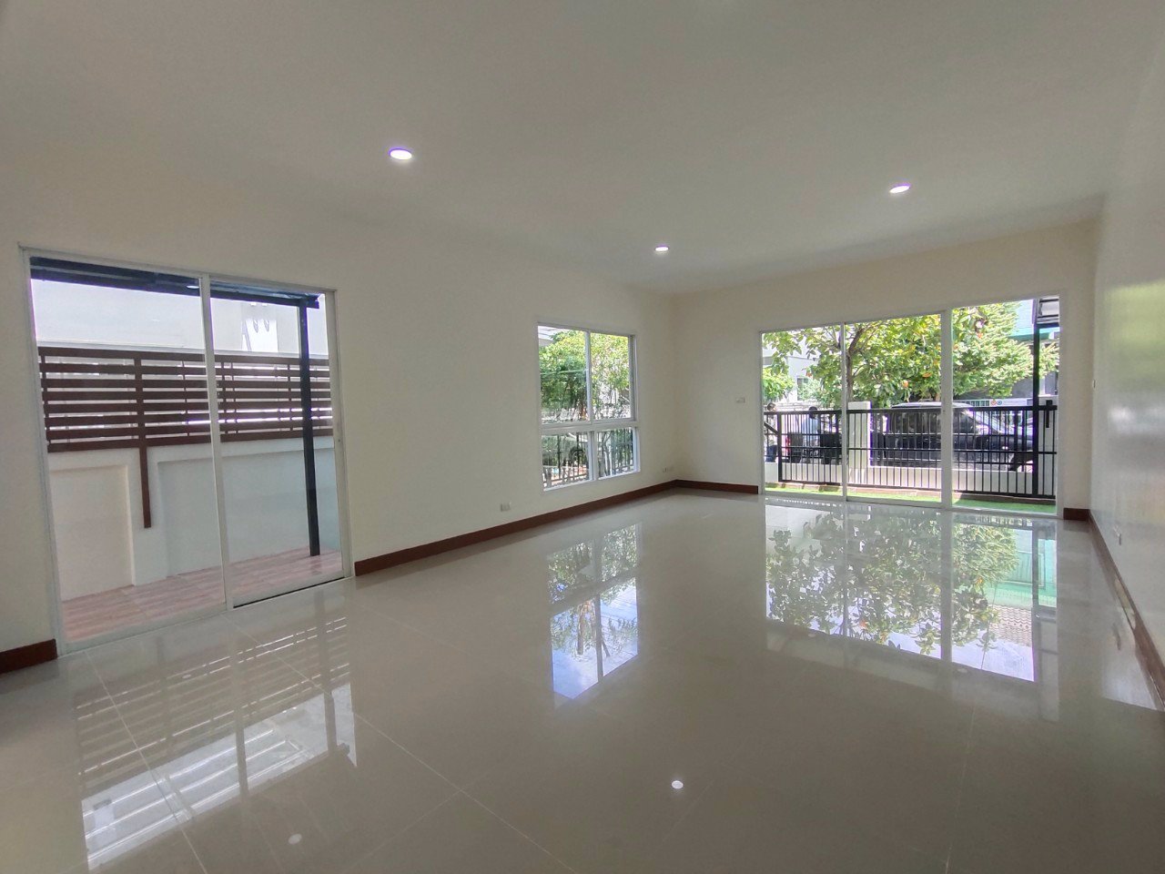 ขายถูก-บ้านแฝด-มเพอร์เฟคพาร์ค-พระราม5-บางใหญ่-3670-ตรว-เฟส-5-รีโนเวทใหม่