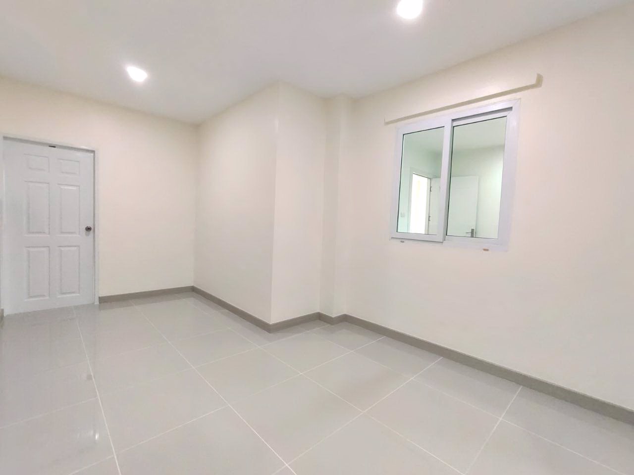 ขายถูก-บ้านเดี่ยว-หมู่บ้านลภาวัน-21-ต่อเติมเต็มพื้นที่-รีโนเวทใหม่ทั้งหลัง-6-นอน-3-น้ำ