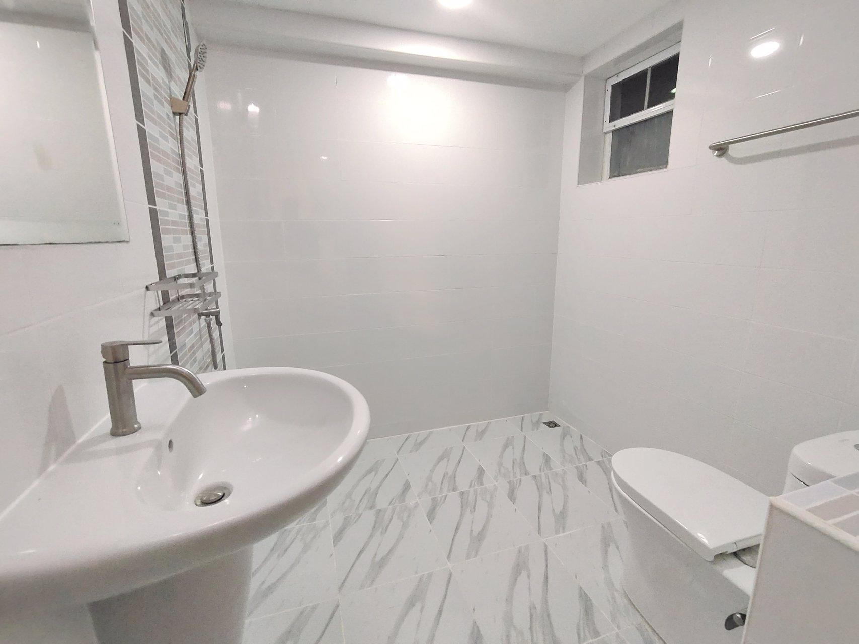 ขายถูก-บ้านเดี่ยว-หมู่บ้านลภาวัน-21-ต่อเติมเต็มพื้นที่-รีโนเวทใหม่ทั้งหลัง-6-นอน-3-น้ำ