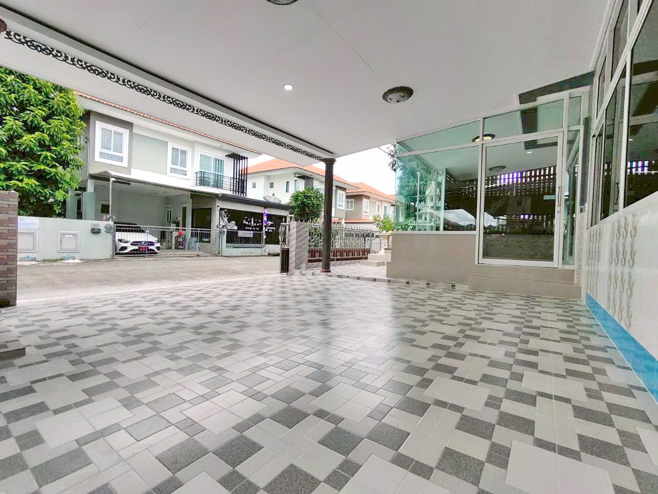 ขายถูก-บ้านเดี่ยว-หมู่บ้านลภาวัน-21-ต่อเติมเต็มพื้นที่-รีโนเวทใหม่ทั้งหลัง-6-นอน-3-น้ำ