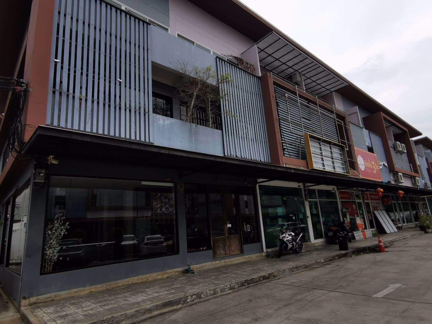 ให้เช่า-จ่ายค่าเช่ารายเดือน-หรือให้เซ้ง20ปี-ไม่มีค่าเช่ารายเดือน-