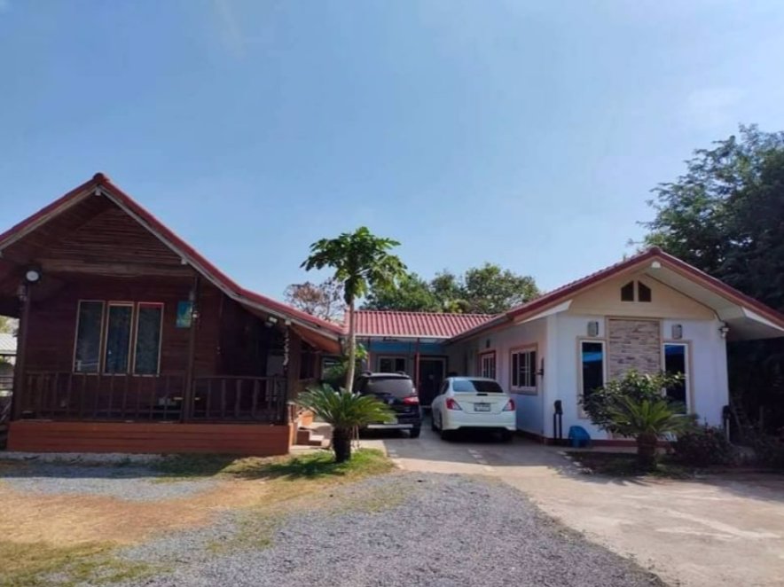 ขายบ้านพร้อมที่ดิน-รวมกิจการร้านอาหารมีลูกค้าประจำ