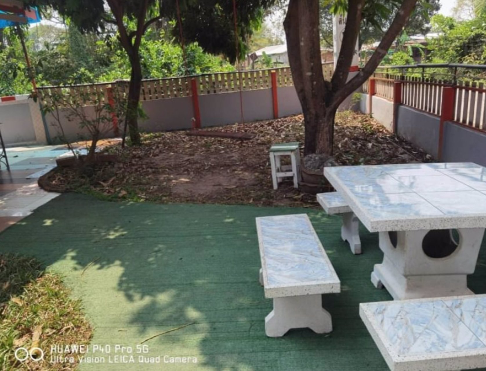 ขายบ้านพร้อมที่ดิน-รวมกิจการร้านอาหารมีลูกค้าประจำ