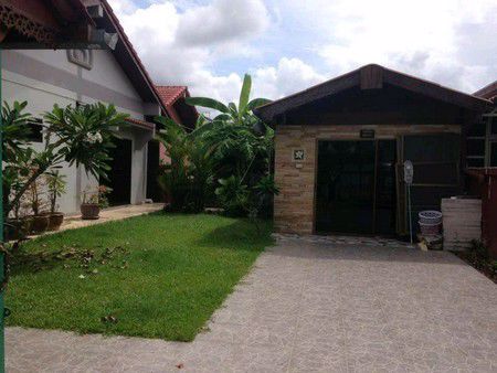 บ้านเดี่ยว-หลังใหญ่-ใกล้อ่างเก็บน้ำมาบประชัน-ชลบุรี-เนื้อที่-111-ตรว