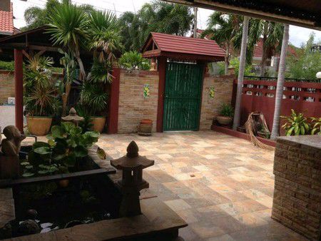 บ้านเดี่ยว-หลังใหญ่-ใกล้อ่างเก็บน้ำมาบประชัน-ชลบุรี-เนื้อที่-111-ตรว