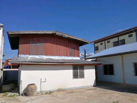 บ้านเดี่ยว-2-หลัง-ในพื้นที่เดียวกัน-อยู่ในตัวเมืองมหาสารคาม-เนื้อที่-97-ตารางวา