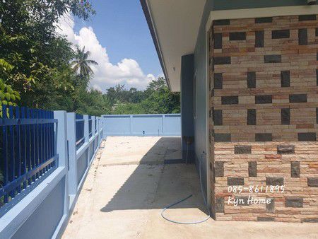 บ้านใหม่ชั้นเดียว-สารภี-เชียงใหม่-มีเนื้อที่-71-ตรวา-มีบริเวณหน้าบ้านกว้างขวาง