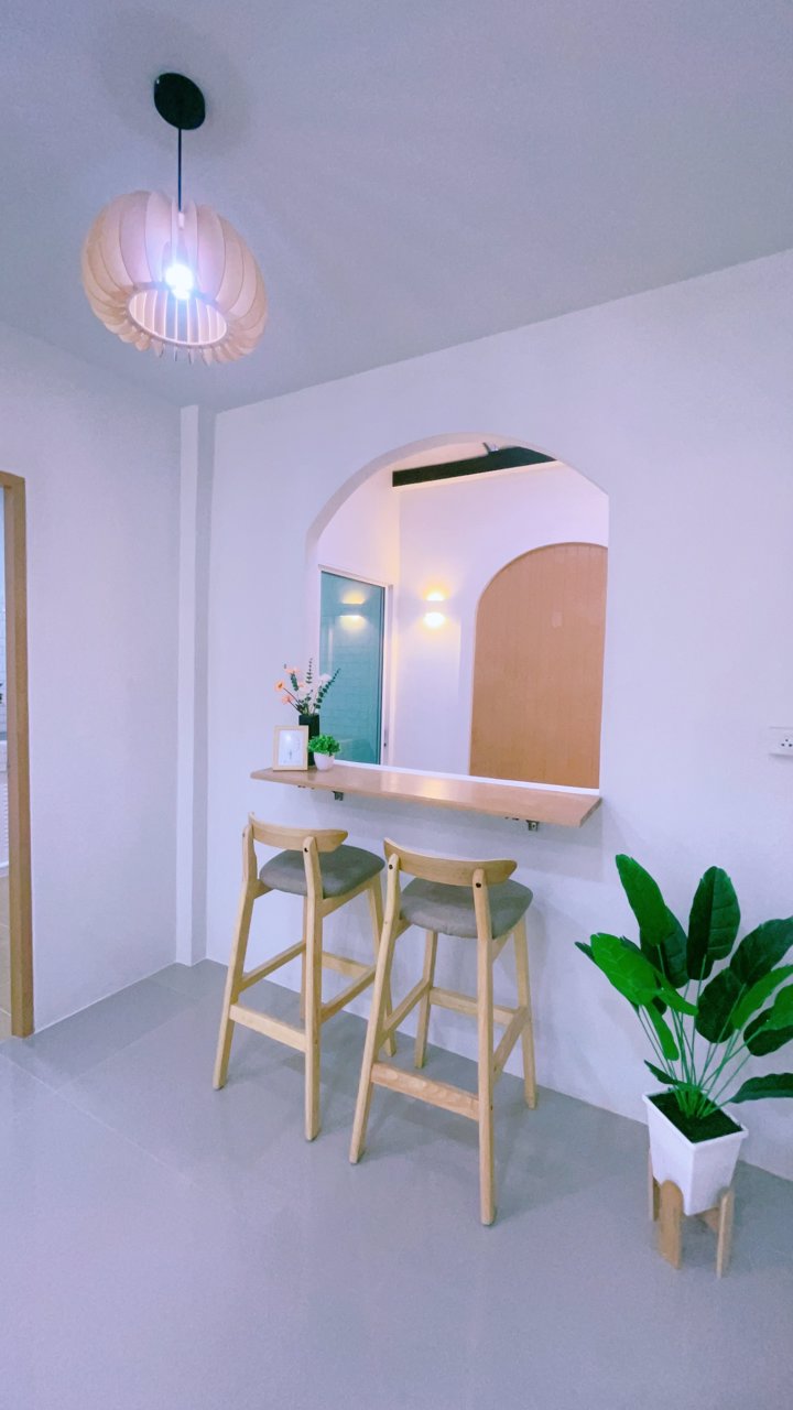 ทาวน์โฮมมินิมอลฉ่ำๆ-ฟรีเฟอร์ฯ-ราคาเบาๆ-ติดรถไฟฟ้า