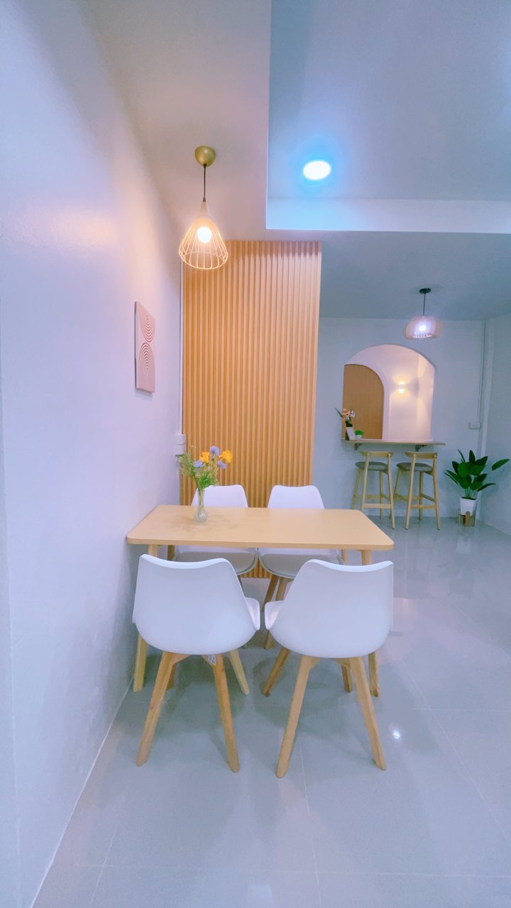 ทาวน์โฮมมินิมอลฉ่ำๆ-ฟรีเฟอร์ฯ-ราคาเบาๆ-ติดรถไฟฟ้า