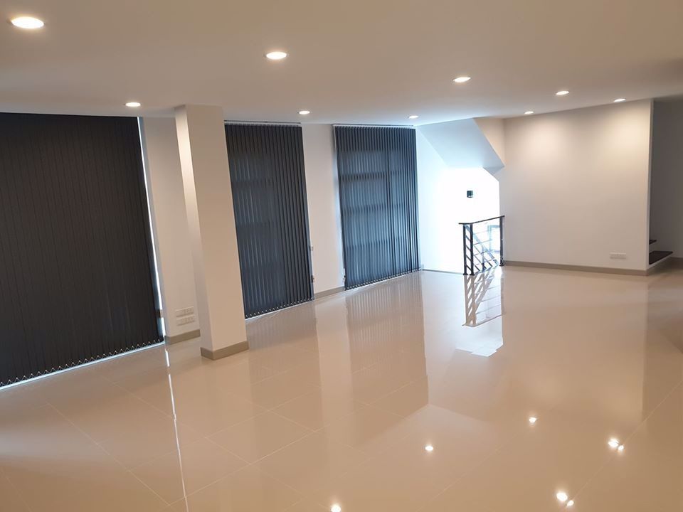 bs299ให้เช่าโฮมออฟฟิศ-5-ชั้น-พื้นที่ใช้สอย-450-ตรม-โครงการพรีเมี่ยม-เพลส-ถนนสุคนธสวัสดิ์-มีลิฟท์-ตก