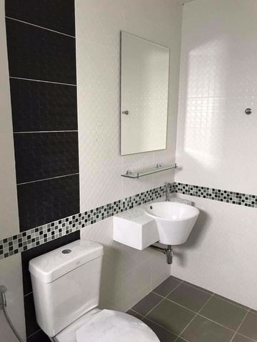 hr349ให้เช่าทาวน์โฮม-3-ชั้น-พื้นที่ใช้สอย-168-ตรม-ซอยรามอินทรา-8-เข้าไปเพียง-800-เมตร-ใกล้เซ็นทรัลร