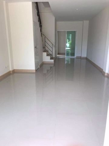 hr349ให้เช่าทาวน์โฮม-3-ชั้น-พื้นที่ใช้สอย-168-ตรม-ซอยรามอินทรา-8-เข้าไปเพียง-800-เมตร-ใกล้เซ็นทรัลร