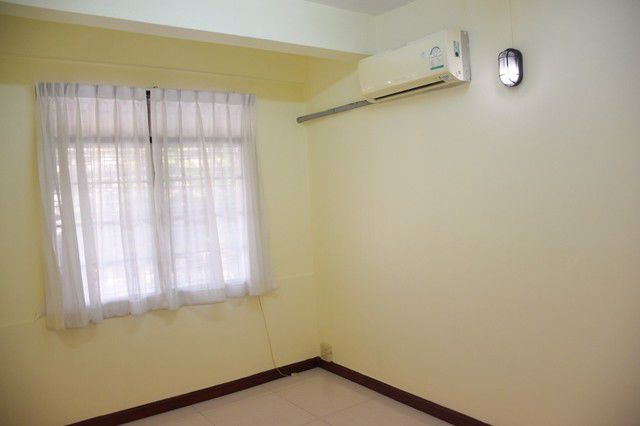 hr358ให้เช่าทาวน์เฮ้าส์-4-ชั้น-พื้นที่ใช้สอย-350-ตรม-ซอยสุขุมวิท-65-ไม่ไกลจากbtsเอกมัย-เหมาะอยู่อาศ