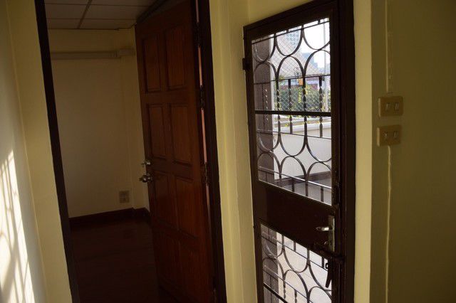 hr358ให้เช่าทาวน์เฮ้าส์-4-ชั้น-พื้นที่ใช้สอย-350-ตรม-ซอยสุขุมวิท-65-ไม่ไกลจากbtsเอกมัย-เหมาะอยู่อาศ