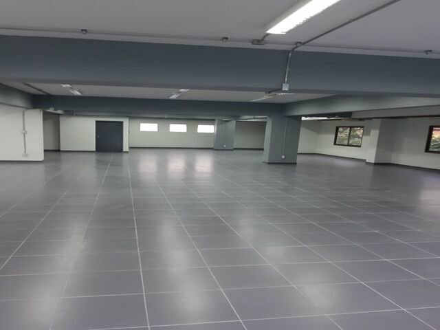 bs334ให้เช่าพื้นที่สำนักงาน-350-ตารางเมตร-ย่านรัชดา-เดินทางสะดวกใกล้mrtพระราม-9