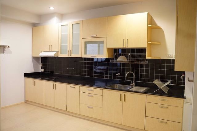 hr381ให้เช่าทาวน์เฮ้า-3-ชั้น-พื้นที่ใช้สอย-270-ตรมถนนวิทยุ-ห่างbtsเพลินจิตเพียง-600-เมตร