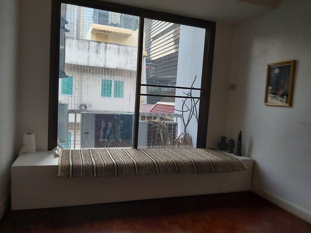 bs370ให้เช่าทาวน์เฮ้าส์-พื้นที่ใช้สอย-200-ตรม-ห่างbtsเพลินจิตเพียง-200-เมตร-เหมาะทำเป็นairbnb