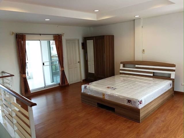 hr412ให้เช่าทาวน์โฮม-3-ชั้น-หมู่บ้านกลางเมือง-urbanion-เออบาเนี่ยน-สาทร-ตากสิน-หลังมุม-ห่างจาก-bts-ว