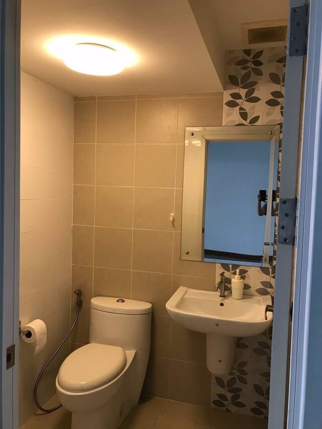 hr410ขายและให้เช่าทาวน์โฮม-3-ชั้น-หมู่บ้านเดอะ-ทรัสต์-นวลจันทร์-ทำเลดีการเดินทางสะดวก