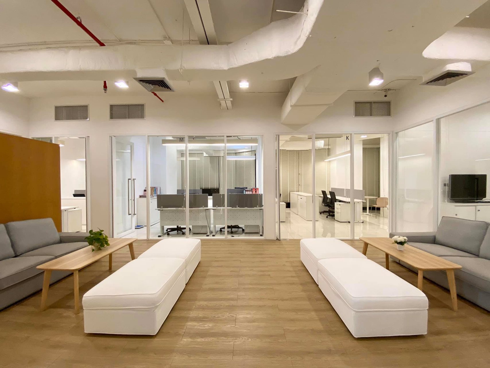 bs383ให้เช่าพื้นที่สำนักงาน-365-ตรม-อาคารชำนาญเพ็ญชาติ-ตกแต่งเฟอร์ครบ-เดินทางสะดวกใกล้-mrtพระราม-9