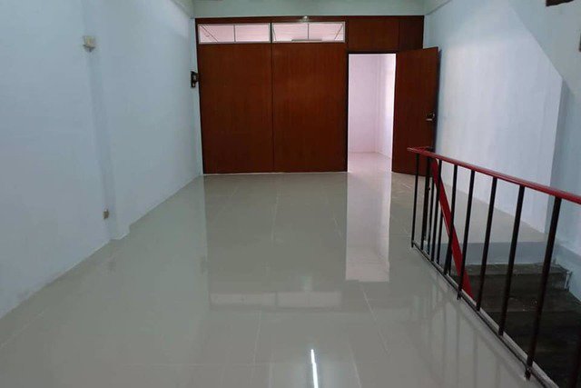 hr414-ขายและให้เช่าทาวน์เฮ้าส์-3-ชั้น-ซอยวชิรธรรมสาธิต17-เดินทางสะดวกใกล้btsอุดมสุข