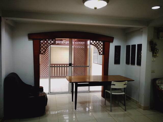 hr422ให้เช่าบ้านเดี่ยวเล่นระดับ-3-ชั้น-หมู่บ้านธันธวัช-5-วัชรพล-เดินทางสะดวก