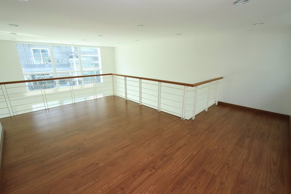 hs265ขายทาวน์โฮม-3-ชั้นครึ่ง-พื้นที่ใช้สอย-330-ตรม-หมู่บ้านสเปซ-ลาดพร้าว-เหม่งจ๋าย-ซอยลาดพร้าว-80