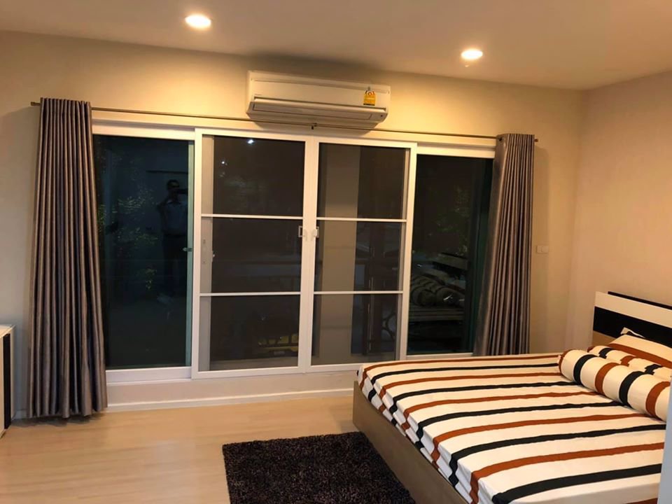 hr427ให้เช่าทาวน์โฮม-3-ชั้น-หมู่บ้านกลางเมือง-พระราม-9-มอเตอร์เวย์-เฟอร์ครบพร้อมอยู่