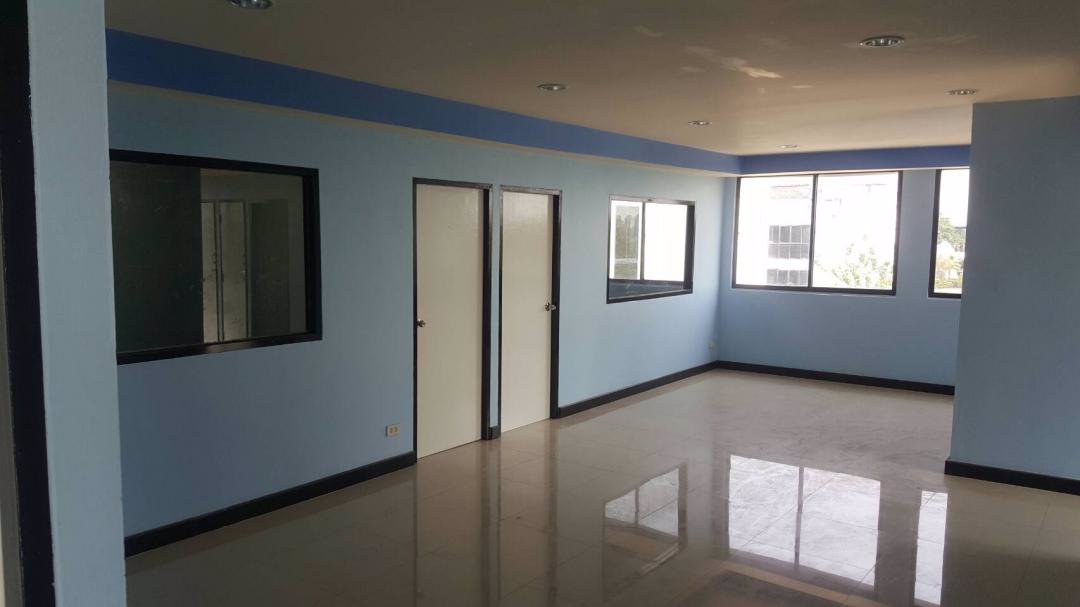 bs391ให้เช่าอาคาร-4-ชั้น-พื้นที่ใช้สอย-440-ตรมซอยวิภาวดี-33-การเดินทางสะดวกใกล้โทลเวย์