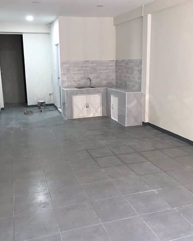 bs397ให้เช่าตึกแถว-3-ชั้น-พื้นที่ใช้สอย-148-ตรมซอยสาธุประดิษฐ์-6-เหมาะทำเป็นโฮมออฟฟิศหรือเก็บของ