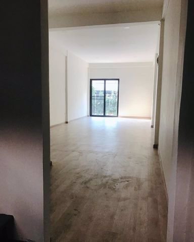 bs397ให้เช่าตึกแถว-3-ชั้น-พื้นที่ใช้สอย-148-ตรมซอยสาธุประดิษฐ์-6-เหมาะทำเป็นโฮมออฟฟิศหรือเก็บของ