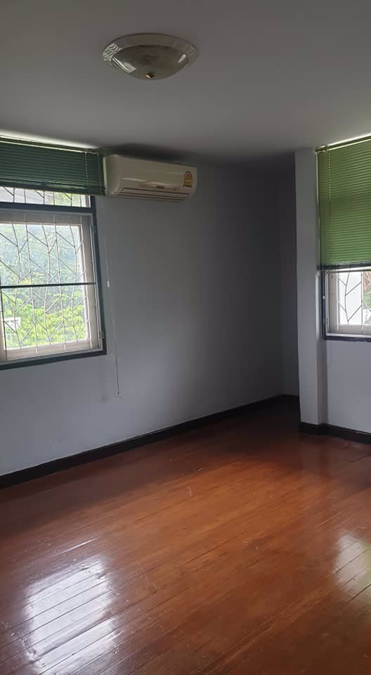 hr439ให้เช่าบ้านเดี่ยวสองชั้น-เนื้อที่-50-ตรวซอยวิภาวดี-62-เดินทางสะดวกใกล้โทลเวย์