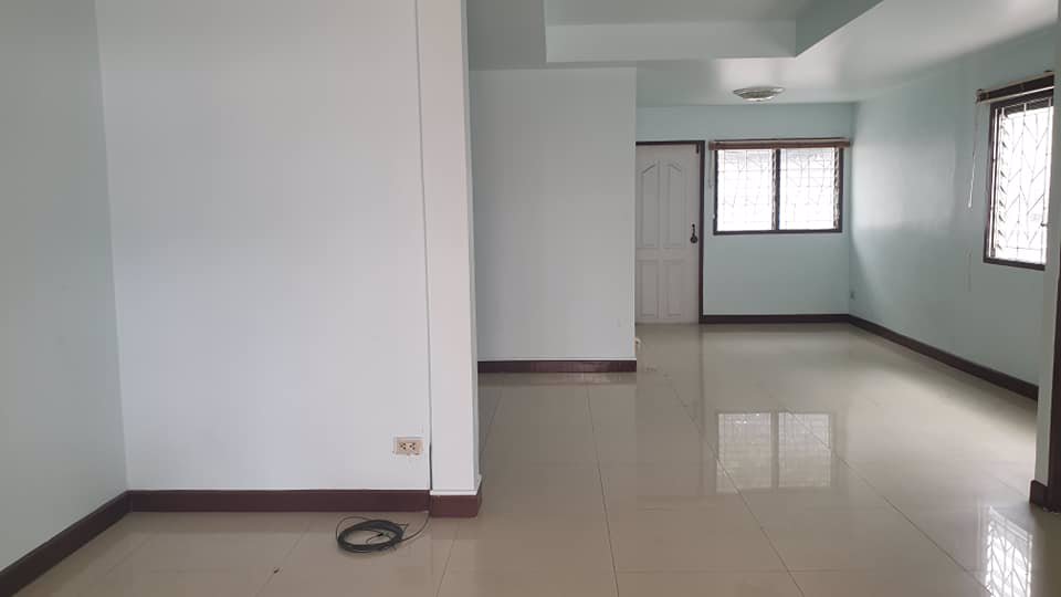 hr439ให้เช่าบ้านเดี่ยวสองชั้น-เนื้อที่-50-ตรวซอยวิภาวดี-62-เดินทางสะดวกใกล้โทลเวย์