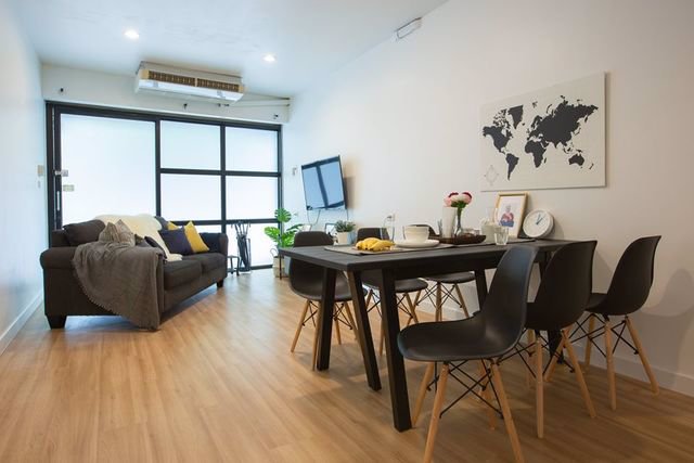 hr448ให้เช่าทาวน์เฮ้าส์-3-ชั้น-ซอยสาทร-11-ตกแต่งเฟอร์ครบพร้อมอยู่-ใกล้btsสุรศักดิ์