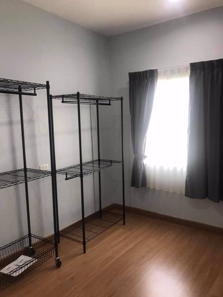 hs267ขายทาวน์เฮ้าส์-2-ชั้น-หมู่บ้านโกลเด้นทาวน์-ลาดพร้าว-เกษตรนวมินทร์-หันหน้าทิศใต้-บ้านสภาพใหม่น่า