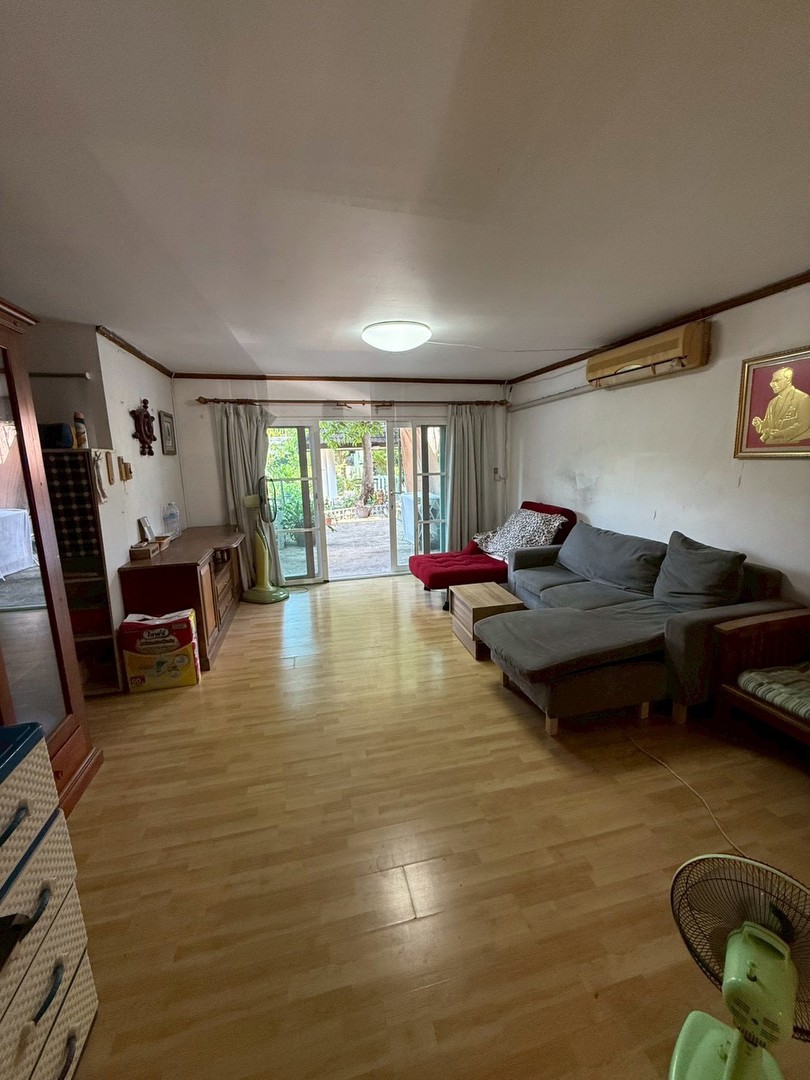 🏡-ขายบ้านทาวน์เฮ้าส์-สไตล์คัตเตอร์เฮ้าส์-ทำเลทองรังสิต