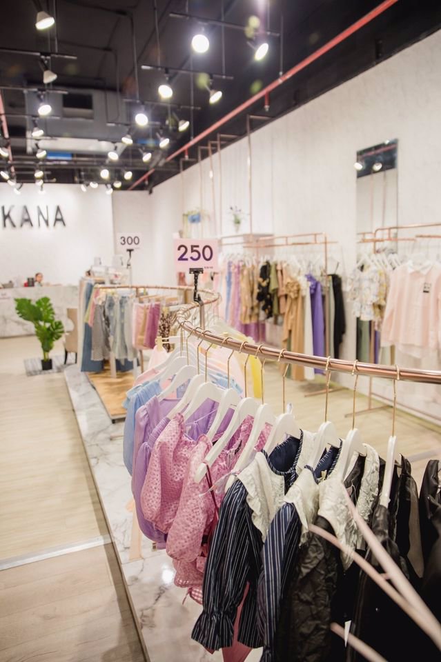 ท่านใดสนใจ‼️เป็นเจ้าของร้านเสื้อผ้าแฟชั่นสตรี-เซ็นทรัลพลาซ่า-นครศรีธรรมราช-ติดร้านอาหารฟูจิ-mk-ชั้