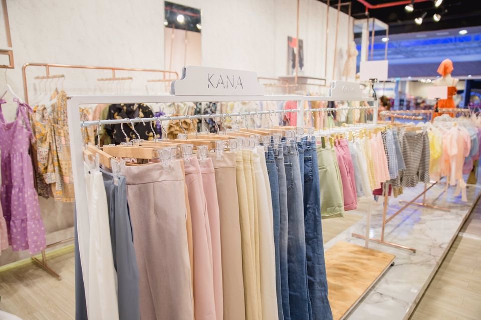 ท่านใดสนใจ‼️เป็นเจ้าของร้านเสื้อผ้าแฟชั่นสตรี-เซ็นทรัลพลาซ่า-นครศรีธรรมราช-ติดร้านอาหารฟูจิ-mk-ชั้