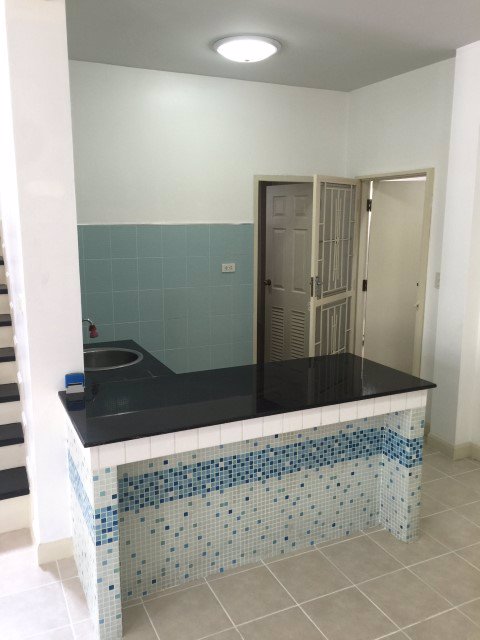 ให้เช่า-บ้านแฝดพร้อมพัฒน์กรีนโนวา-แปลงหัวมุมสวยๆ-น่าอยู่-คลองสามวา-รามอินทรา