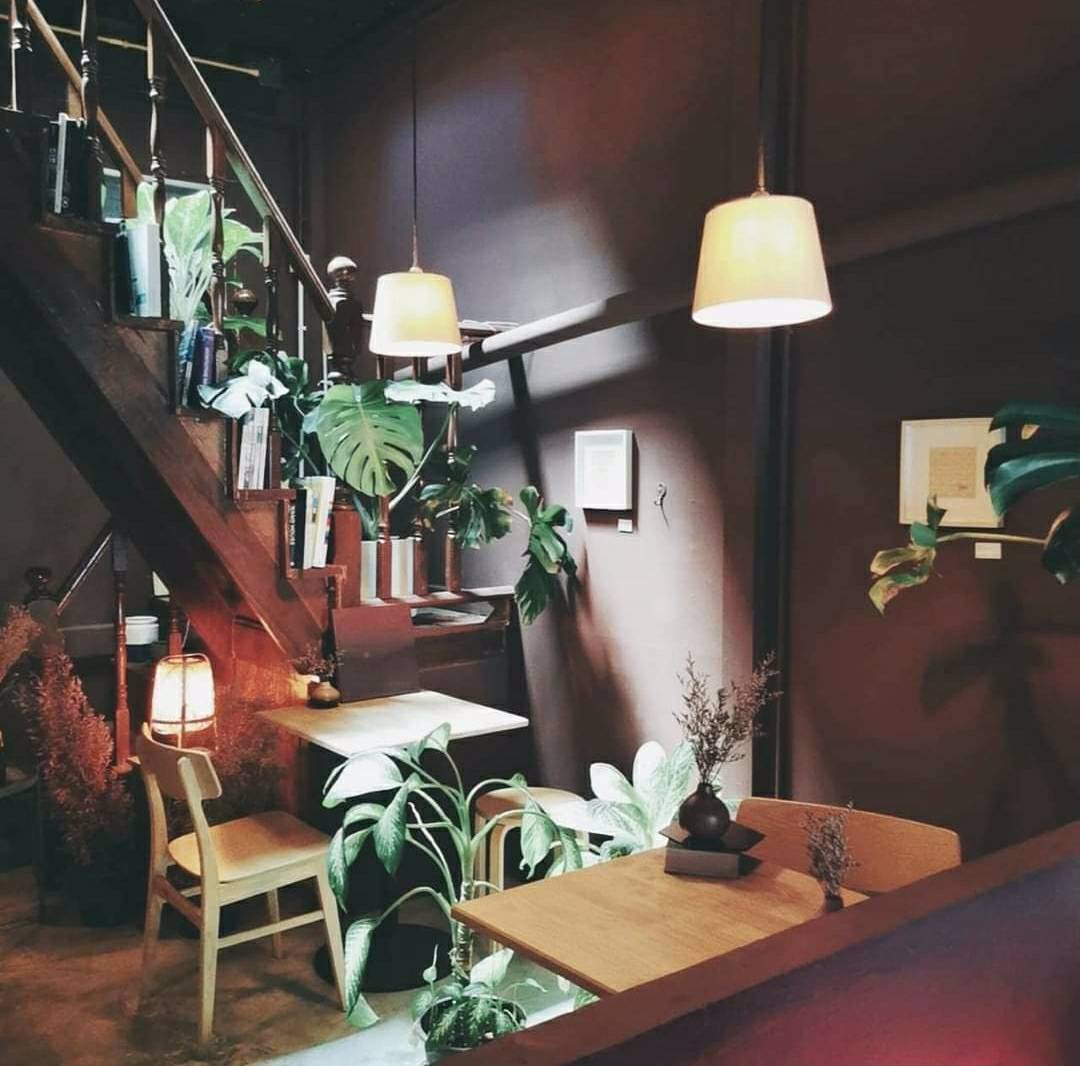 เซ้ง-ร้านคาเฟ่-ขนมหวาน-ย่านท่าเตียน-เขตพระนคร-ตรงข้ามกับวัดโพธิ์-