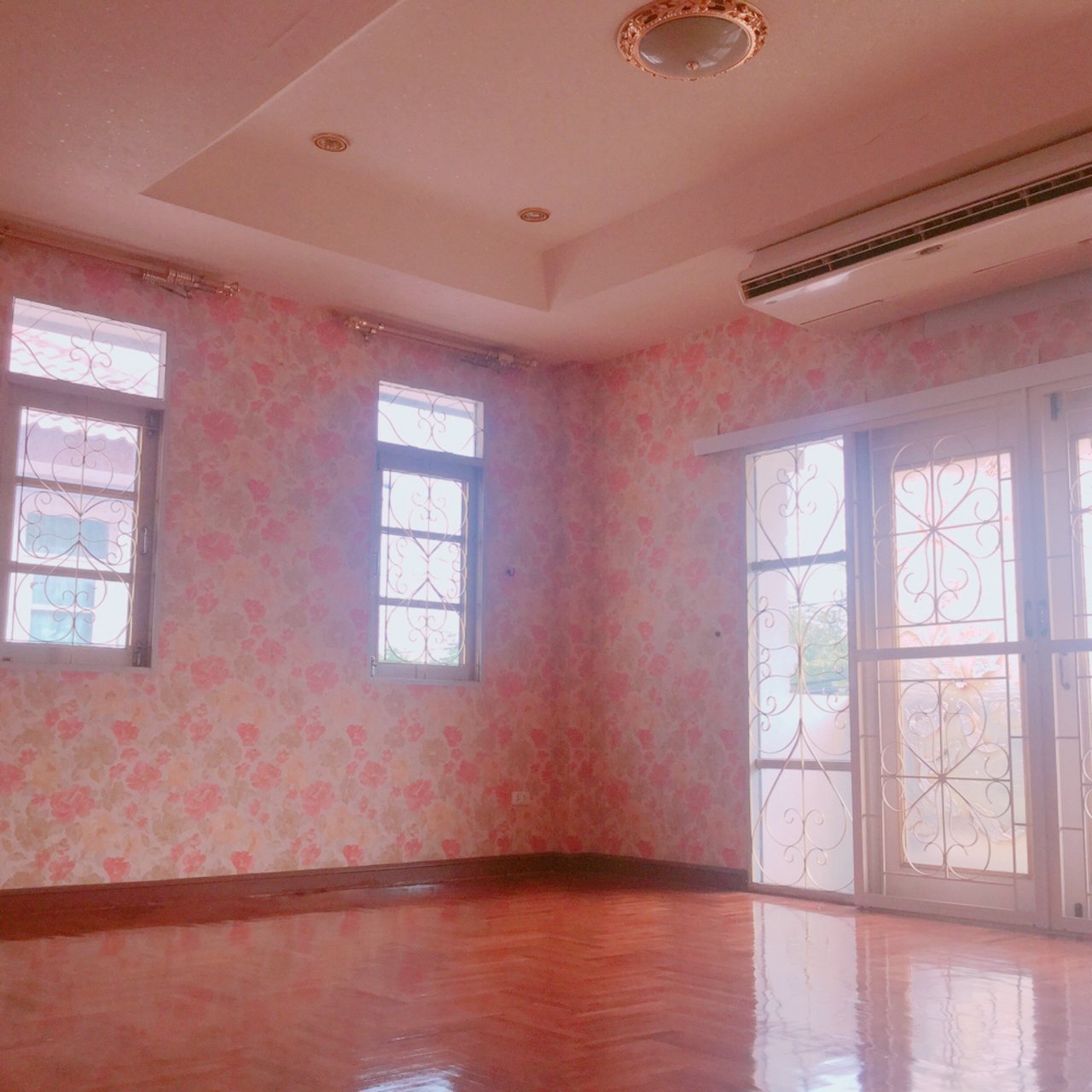 ขายบ้านเดี่ยว2ชั้นสวยทำดีอยู่ในโครงการเสนาแกรนด์โฮมรังสิต-ติวานนท์