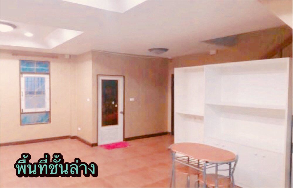 ขายด่วนบ้านเดี่ยว2ชั้นตกแต่งพร้อมอยู่ขายถูกมาก