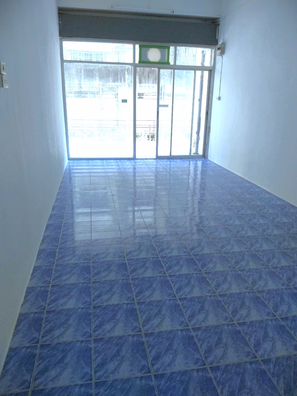 ✅✅✅-ให้เช่าโกดังใหม่กลางเมือง-ขนาด-42-ตรม-สี่แยกเหม่งจ๋าย-สนใจติดต่อ-😍😍-088-555-8010-👍