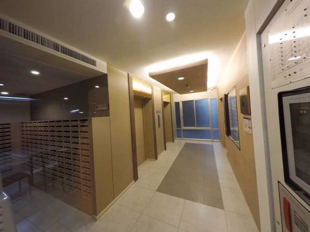 cr-030-lumpini-place-rama4-ratchada-next-to-mrt-qsncc-