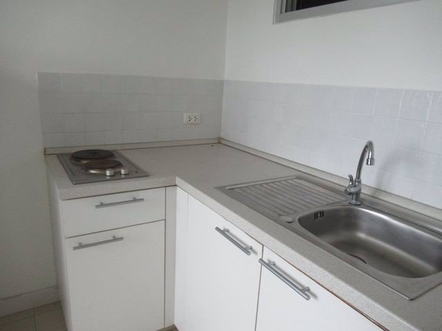 n1022-ขายและให้เช่า-condo-one-thonglor-studio-30ตรม-เฟอร์ครบ-ใจกลางเมือง-ใกล้-bts-ทองหล่อ-300-ม